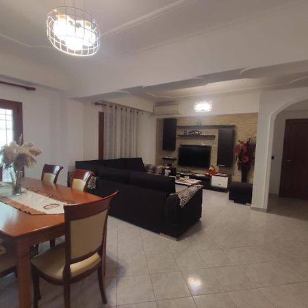 Noel Apartment Vlorë Esterno foto